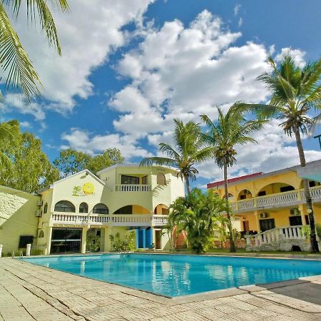New Park Resort Mahajanga Bagian luar foto