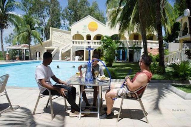 New Park Resort Mahajanga Bagian luar foto