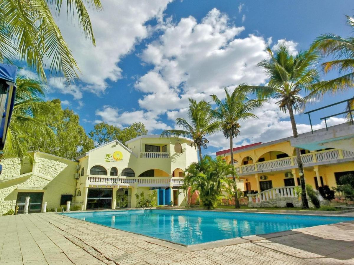 New Park Resort Mahajanga Bagian luar foto