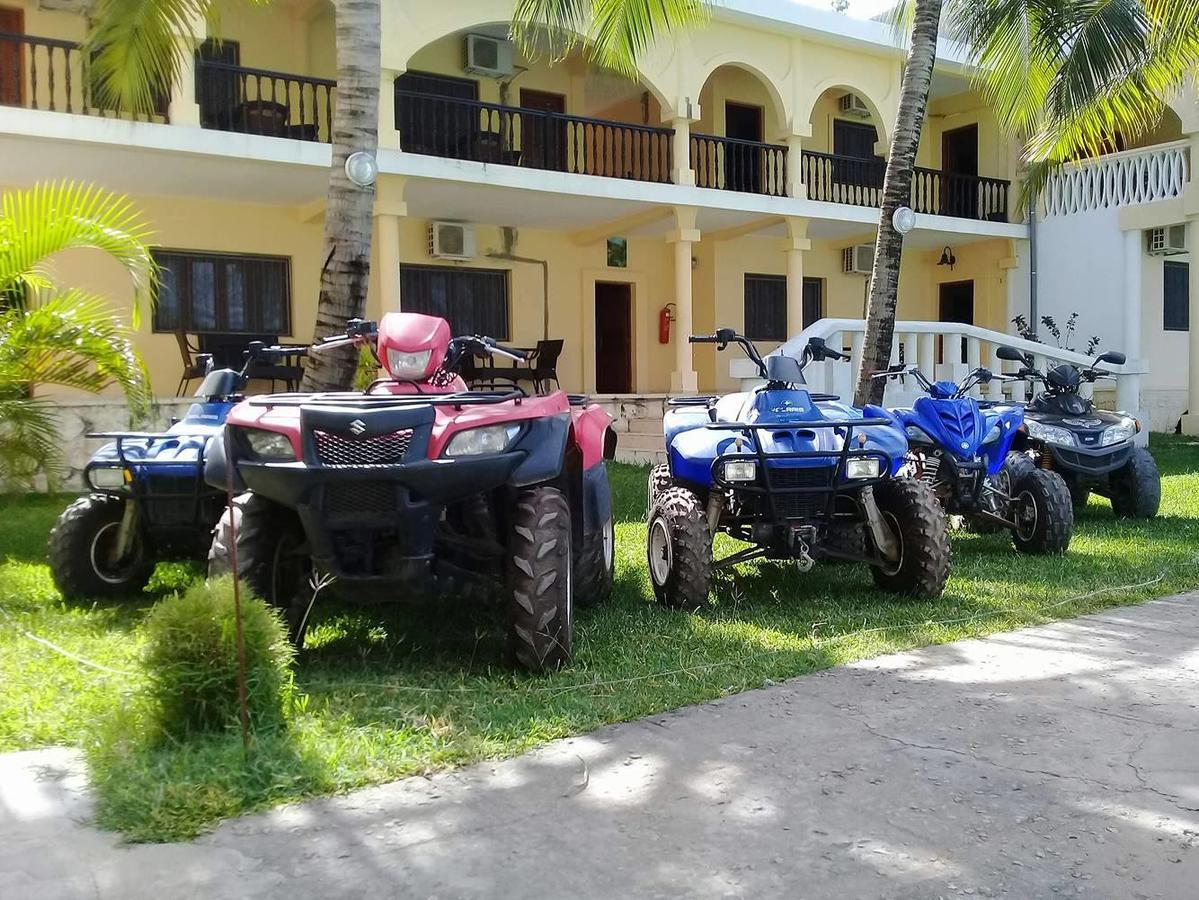 New Park Resort Mahajanga Bagian luar foto