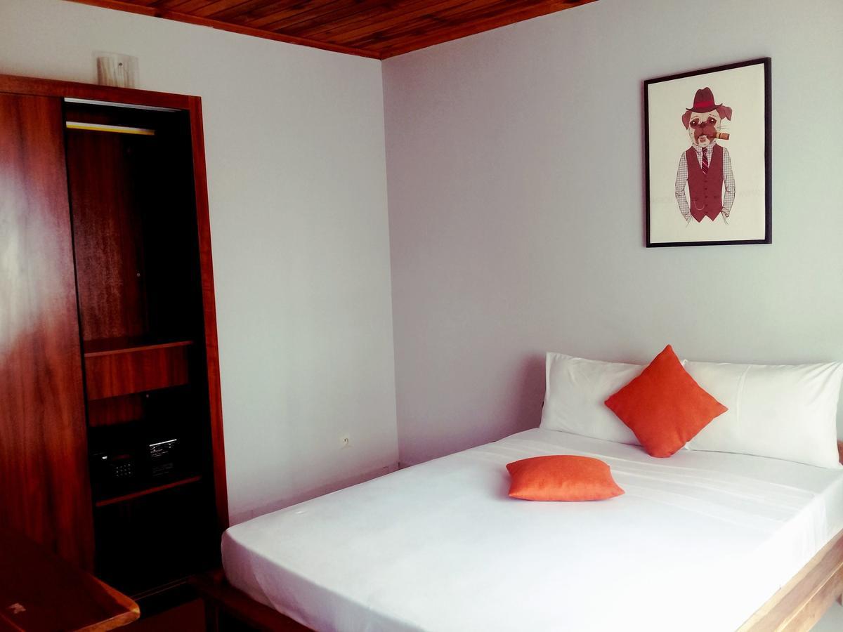 New Park Resort Mahajanga Bagian luar foto